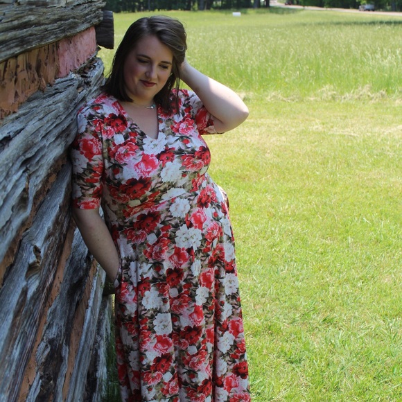 Hi, I’m Sam 🖤 - Picture 5 of 7